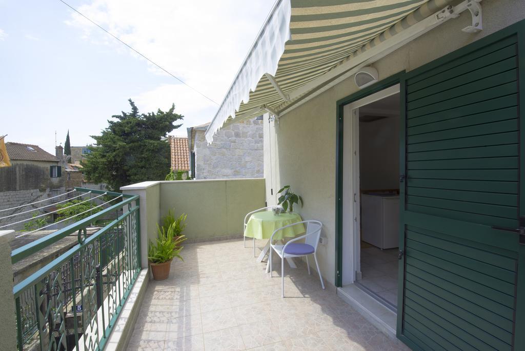 Charming Room With Balcony Split Exterior foto